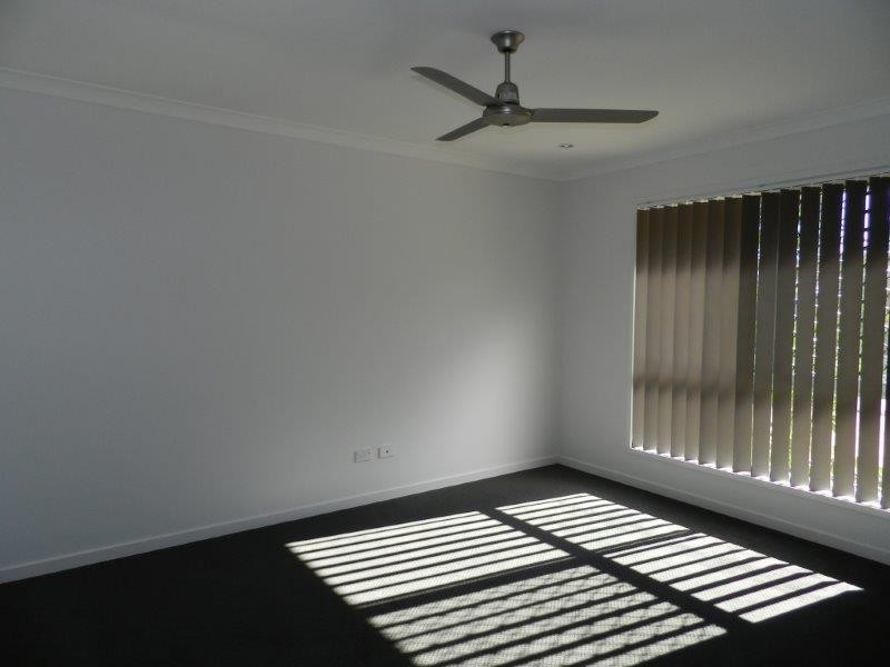 48 Creekview Drive, New Auckland QLD 4680