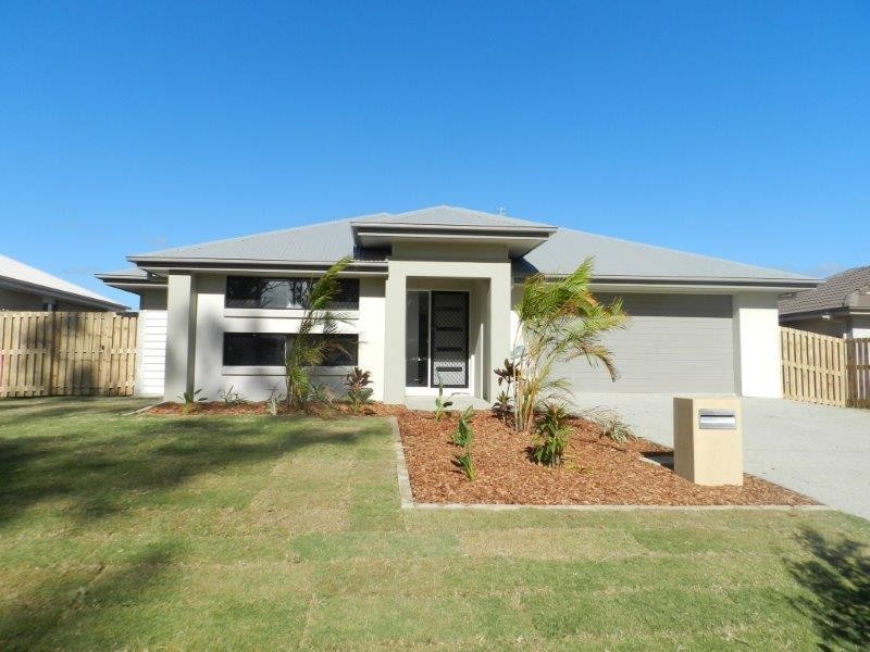 42 Creekview Drive, New Auckland QLD 4680