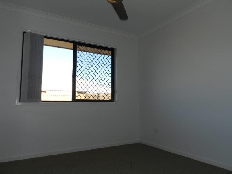 42 Creekview Drive, New Auckland QLD 4680