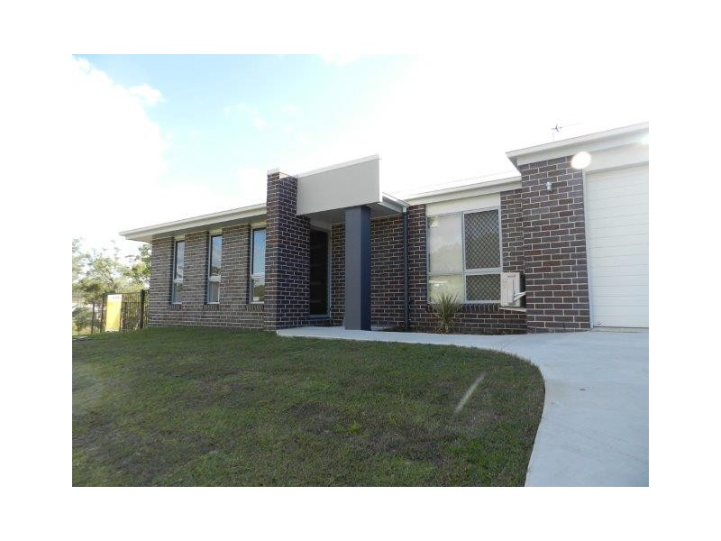 1/1 Scorpius Place, Telina QLD 4680