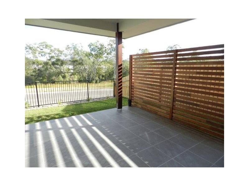 1/1 Scorpius Place, Telina QLD 4680