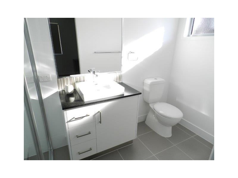 1/1 Scorpius Place, Telina QLD 4680