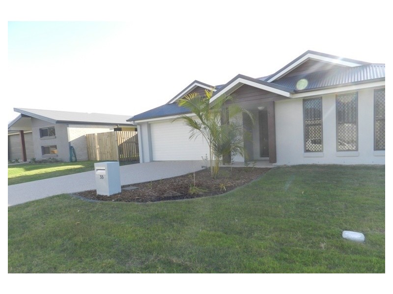 33 Bellbird, New Auckland QLD 4680