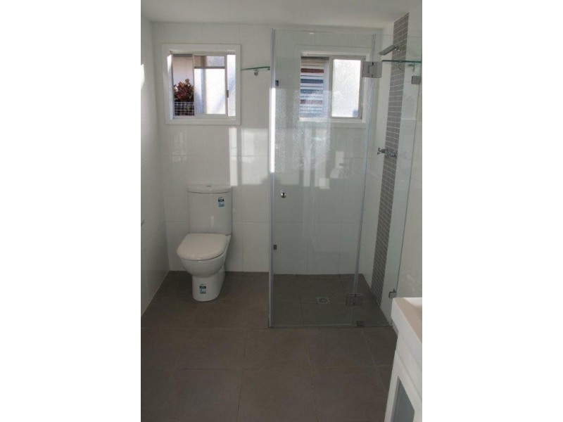 33 Busteed Street, West Gladstone QLD 4680