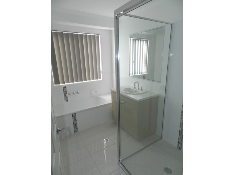 89 B Col Brown Avenue, Clinton QLD 4680