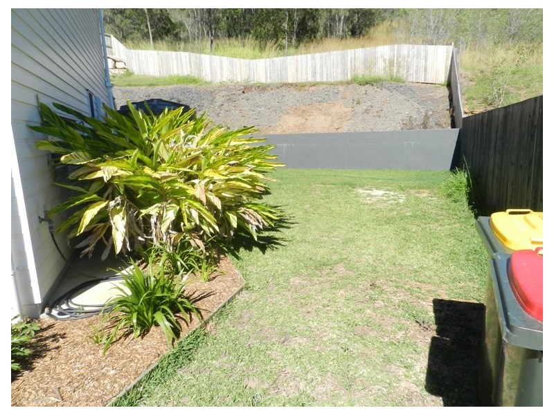 2/12 Lauren Court, South Gladstone QLD 4680