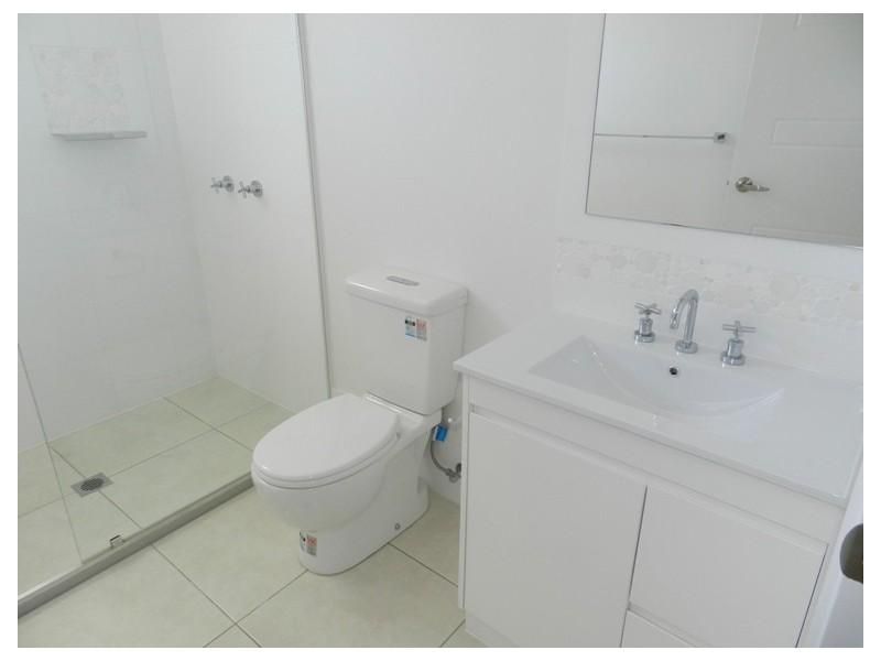 2/12 Lauren Court, South Gladstone QLD 4680