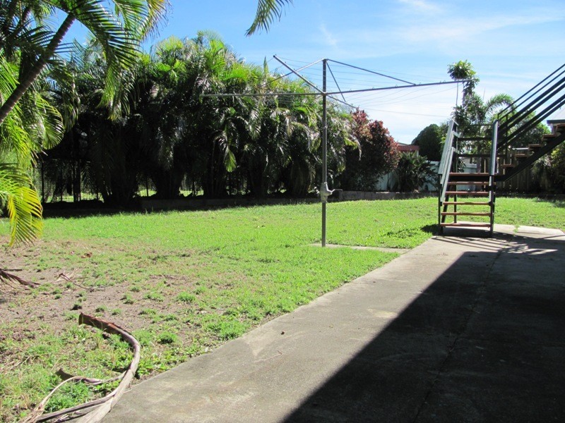 1 Wyndham Avenue, Boyne Island QLD 4680