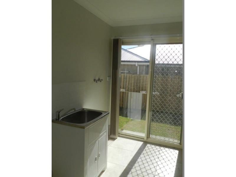 16 Creekview Drive, New Auckland QLD 4680