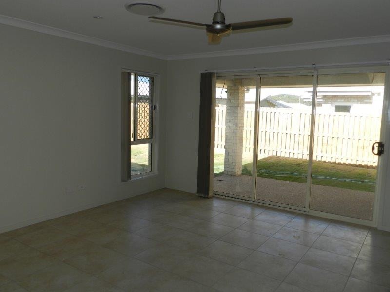16 Creekview Drive, New Auckland QLD 4680