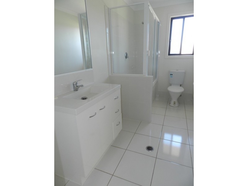 72 Victoria Avenue, Glen Eden QLD 4680