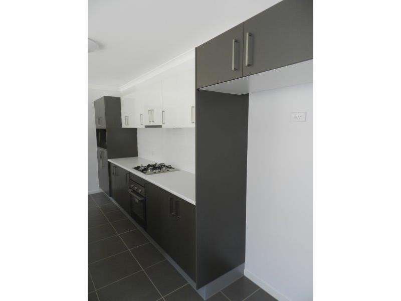 7 Sundew Street, New Auckland QLD 4680