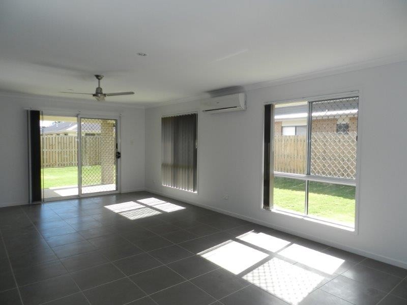 7 Sundew Street, New Auckland QLD 4680
