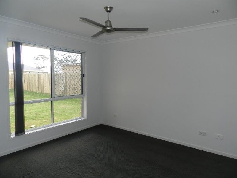 7 Sundew Street, New Auckland QLD 4680