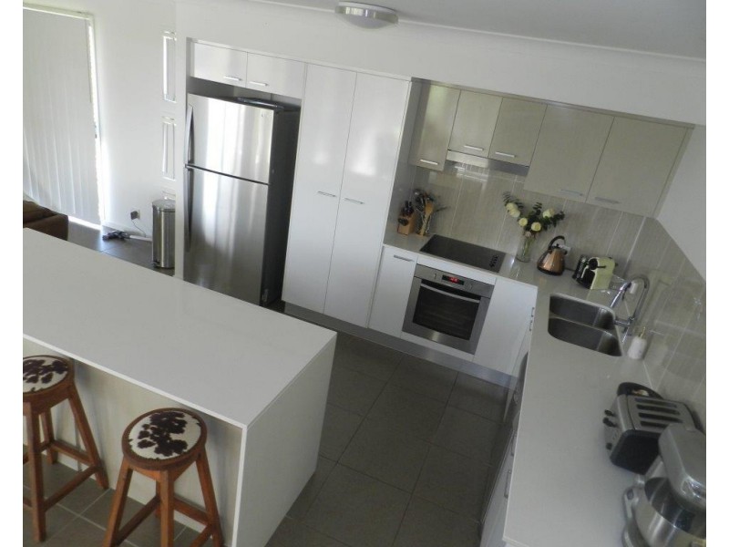 12 Scholes Way, Kirkwood QLD 4680