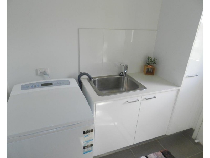 12 Scholes Way, Kirkwood QLD 4680