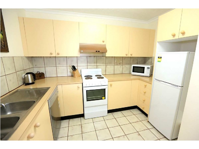 70/32 Kent Street ‘The Pines’, West Gladstone QLD 4680