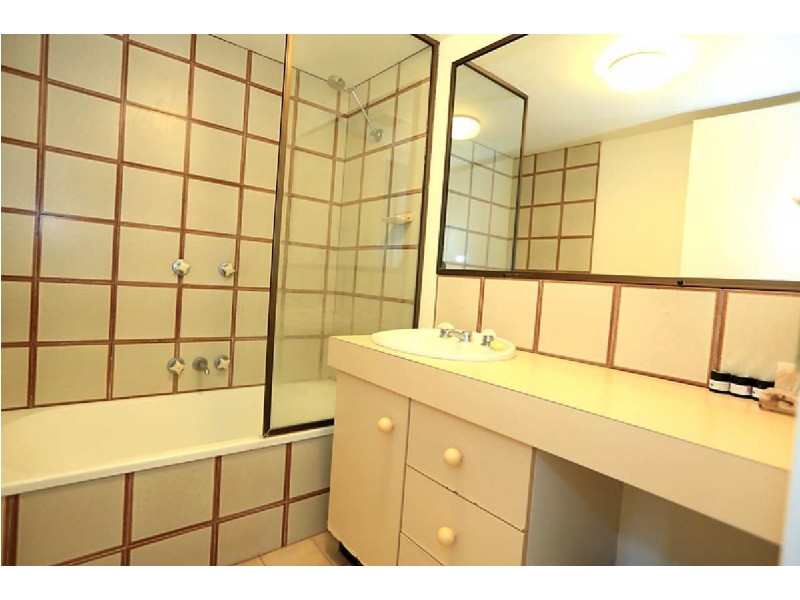 70/32 Kent Street ‘The Pines’, West Gladstone QLD 4680