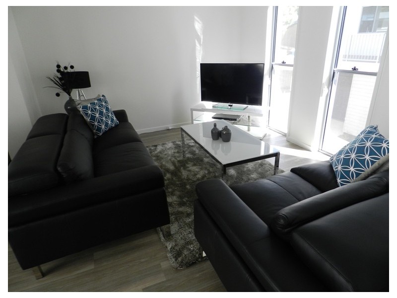 17/5-9 View Street, West Gladstone QLD 4680