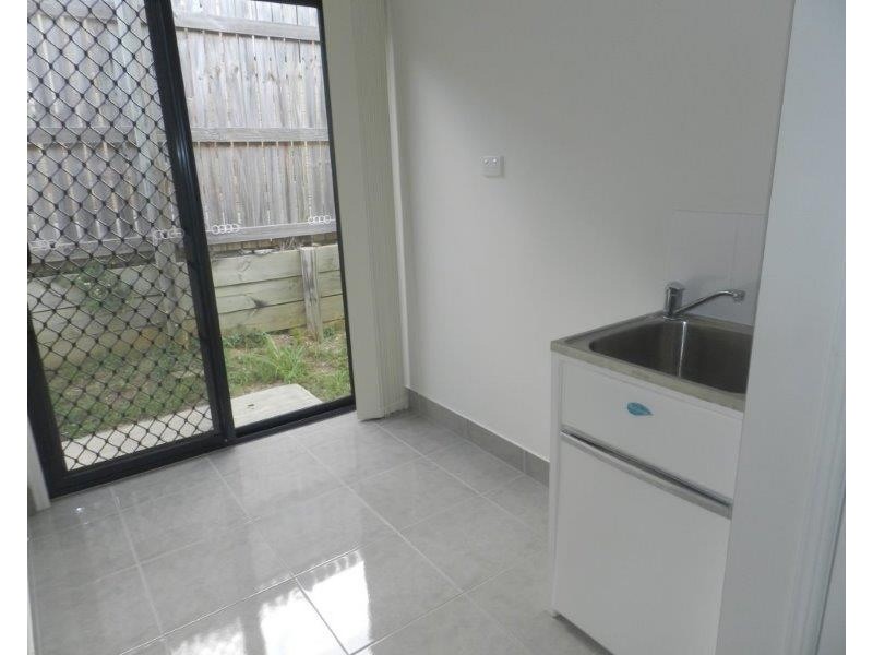 3 Bottlebrush Drive, Kirkwood QLD 4680