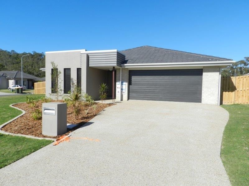 38 Bellbird Circuit, New Auckland QLD 4680