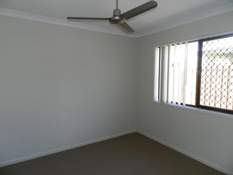 38 Bellbird Circuit, New Auckland QLD 4680