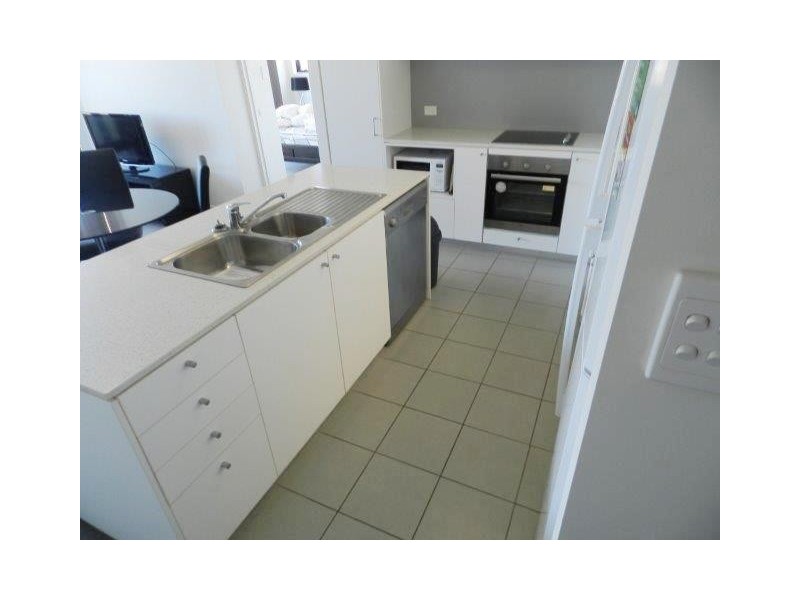 218/75 Central Lane, Gladstone QLD 4680