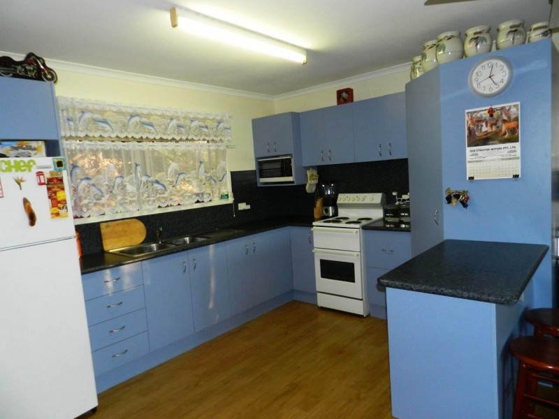 19 Marian Close, Sun Valley QLD 4680