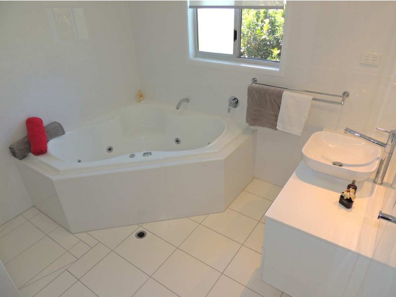 40 Langdon Street, Tannum Sands QLD 4680