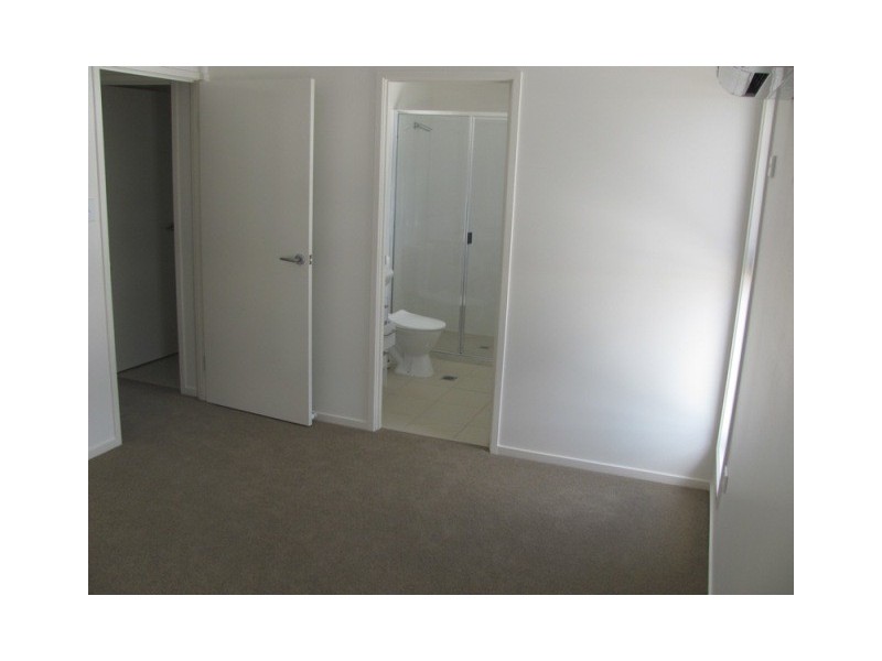 6/15 MORRIS AVENUE, Calliope QLD 4680