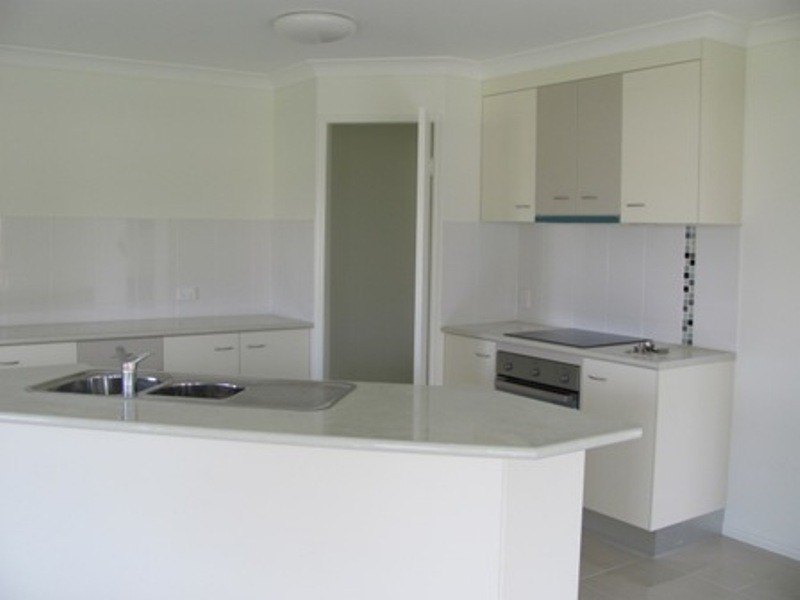 13 Beatle Parade, Calliope QLD 4680