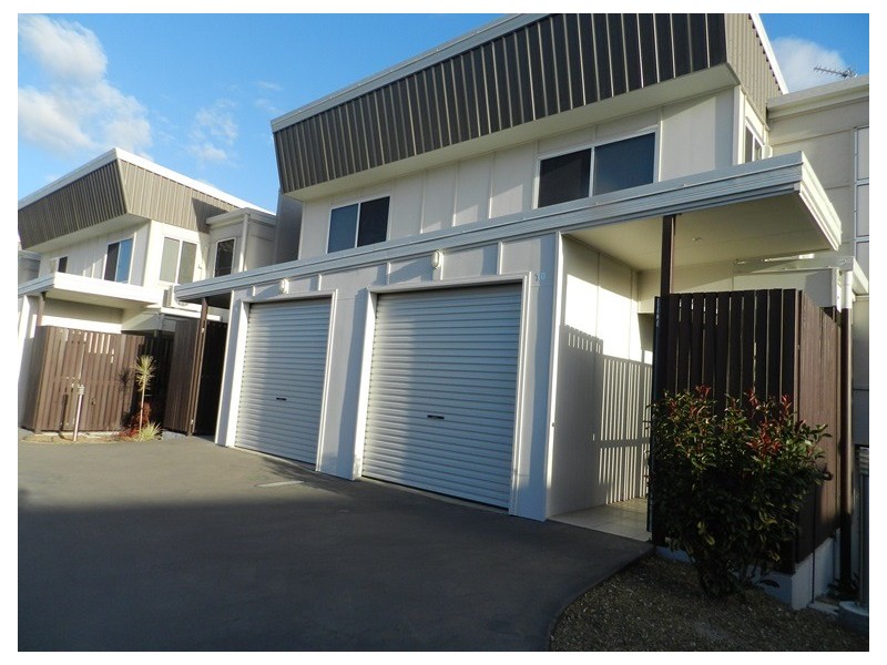 11/9 Cockatoo Drive, New Auckland QLD 4680