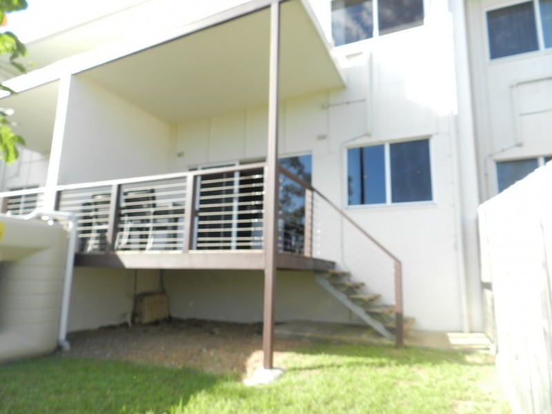 7/9 Cockatoo Drive, New Auckland QLD 4680