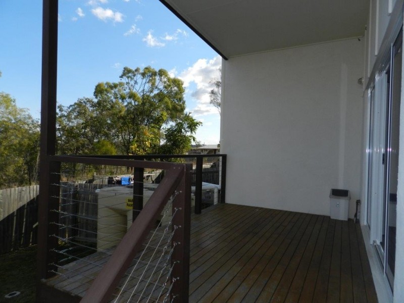 5/9 Cockatoo Drive, New Auckland QLD 4680