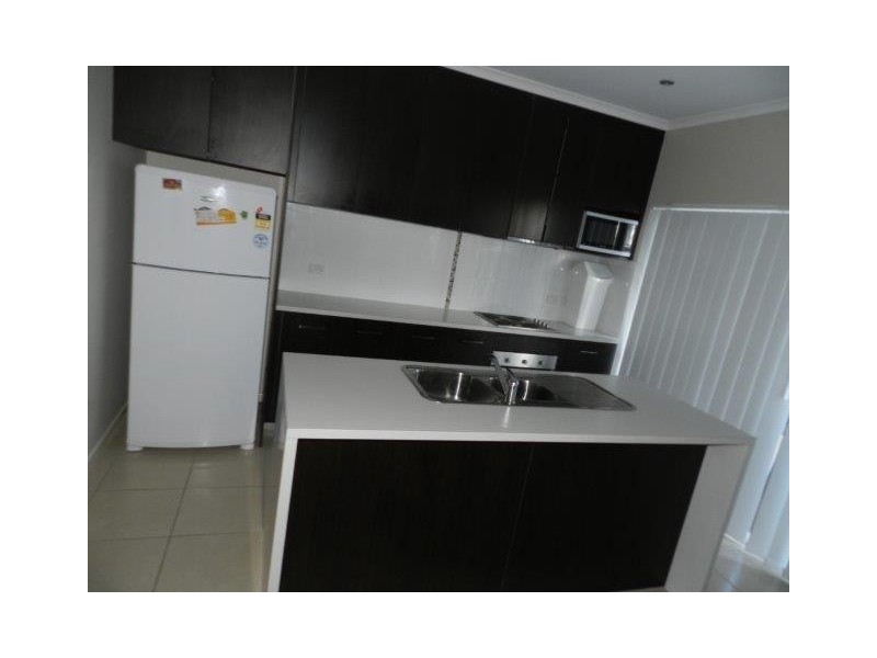 6/9 Cockatoo Drive, New Auckland QLD 4680