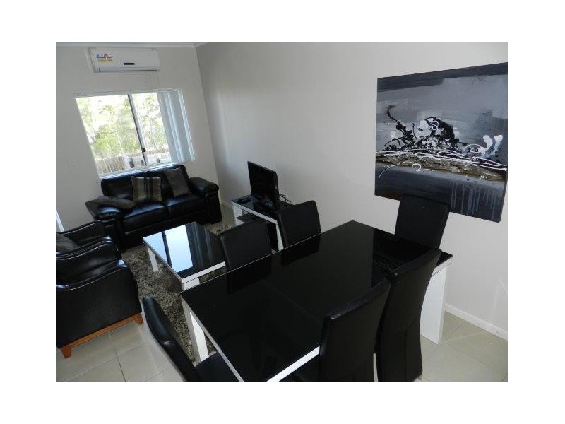 6/9 Cockatoo Drive, New Auckland QLD 4680