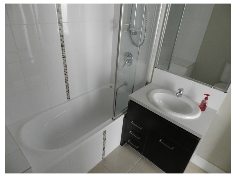 6/9 Cockatoo Drive, New Auckland QLD 4680