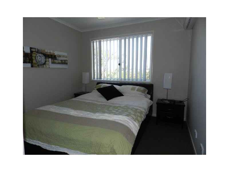 8/9 Cockatoo Drive, New Auckland QLD 4680