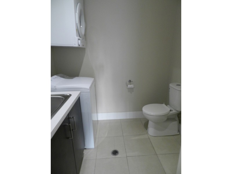 8/9 Cockatoo Drive, New Auckland QLD 4680