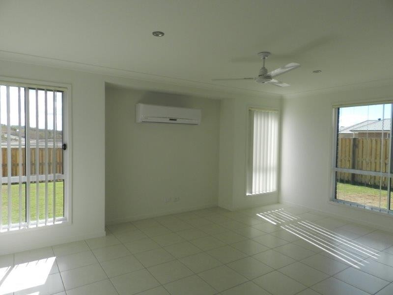 26 Bendee Street, Glen Eden QLD 4680