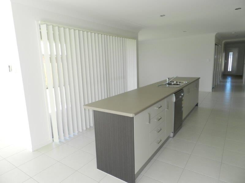 26 Bendee Street, Glen Eden QLD 4680