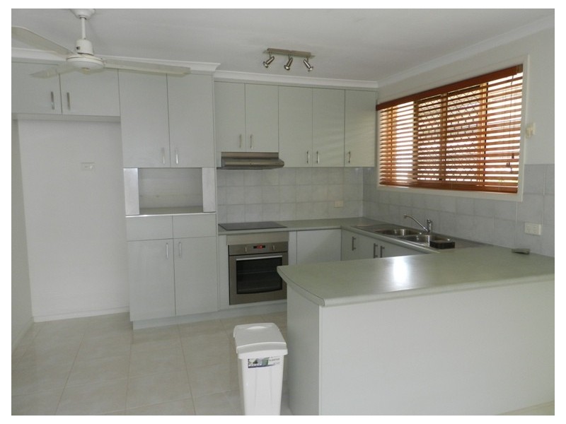 158 J Hickey Avenue, Clinton QLD 4680