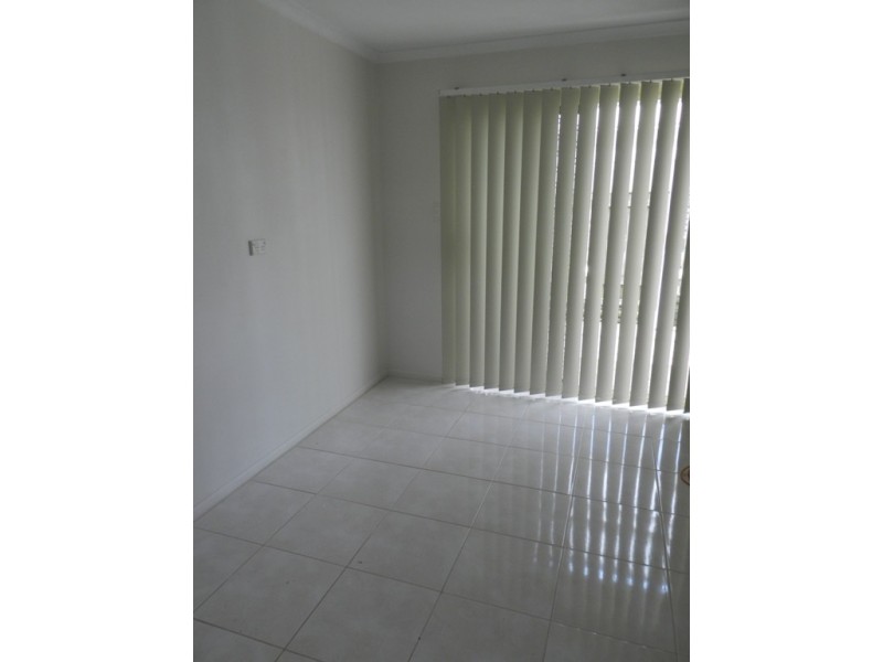 158 J Hickey Avenue, Clinton QLD 4680