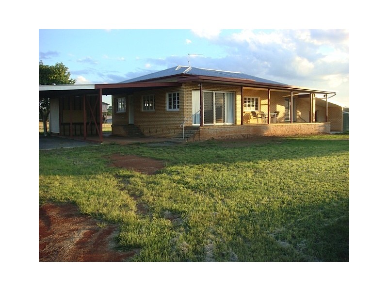 50 Shaws Road, Machine Creek QLD 4695