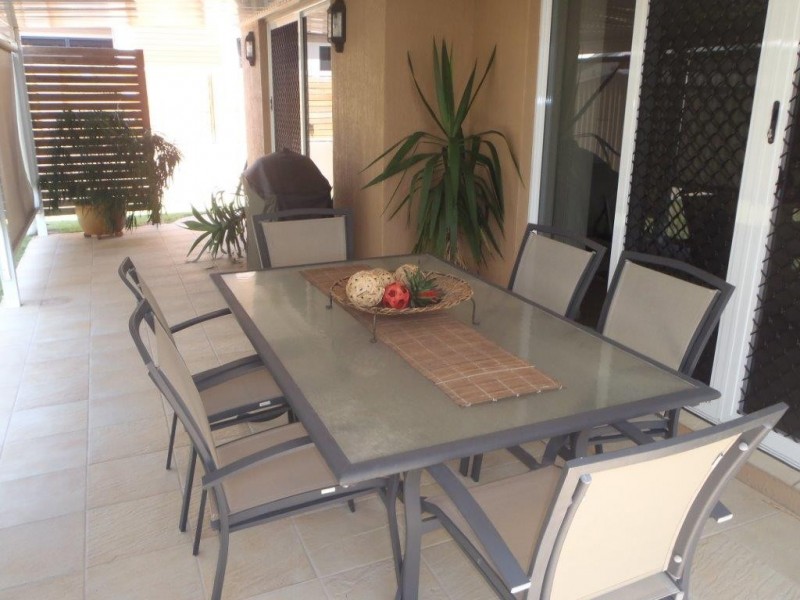 12 Dolphin Terrace, South Gladstone QLD 4680