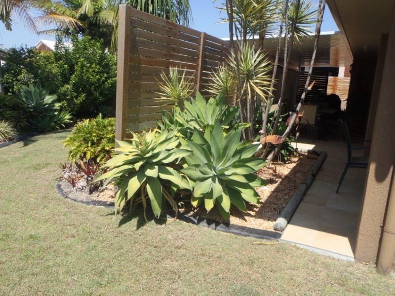 12 Dolphin Terrace, South Gladstone QLD 4680