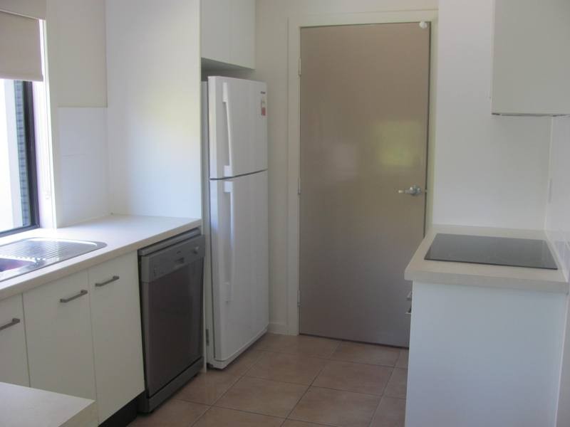 22/1 Michel Place, Telina QLD 4680