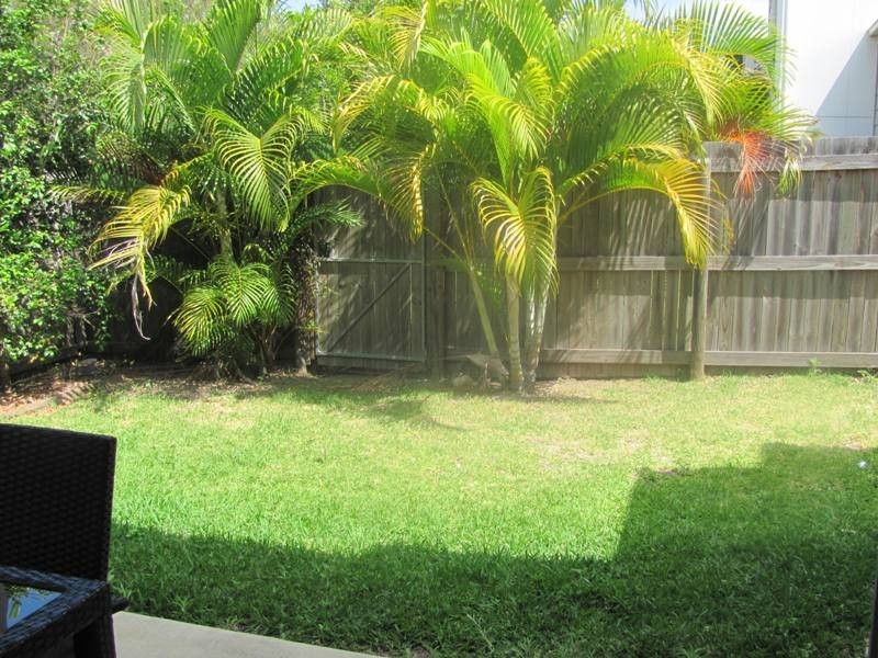 22/1 Michel Place, Telina QLD 4680