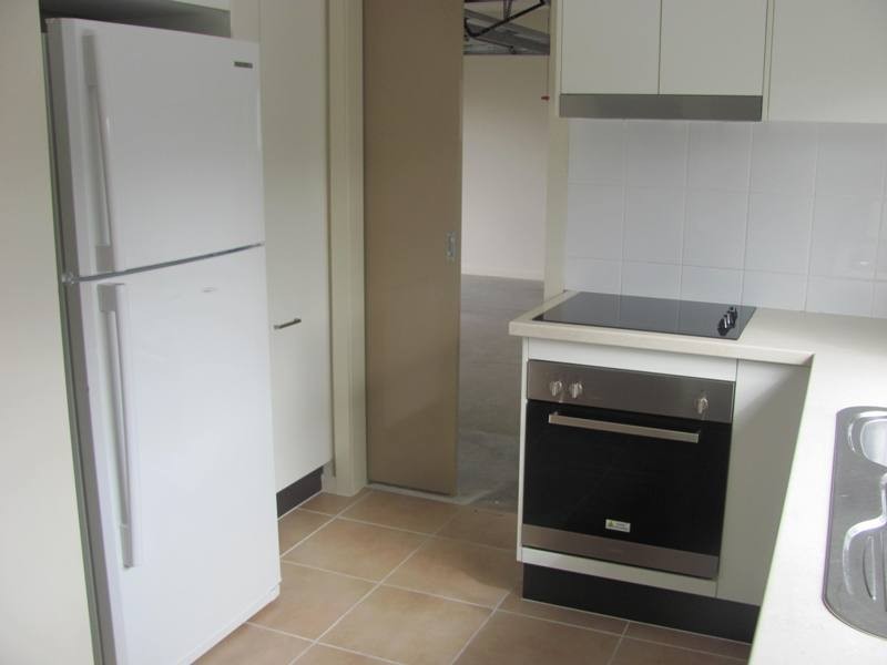 27/1 Michel Place, Telina QLD 4680