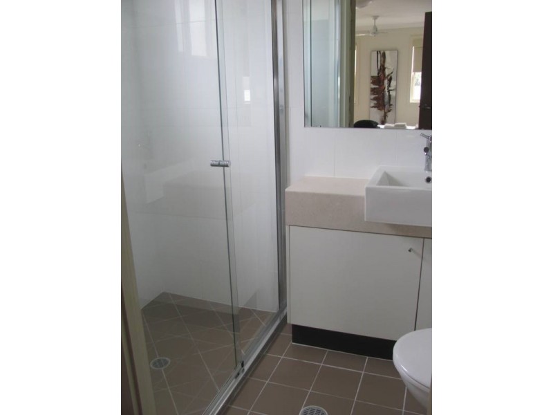 27/1 Michel Place, Telina QLD 4680